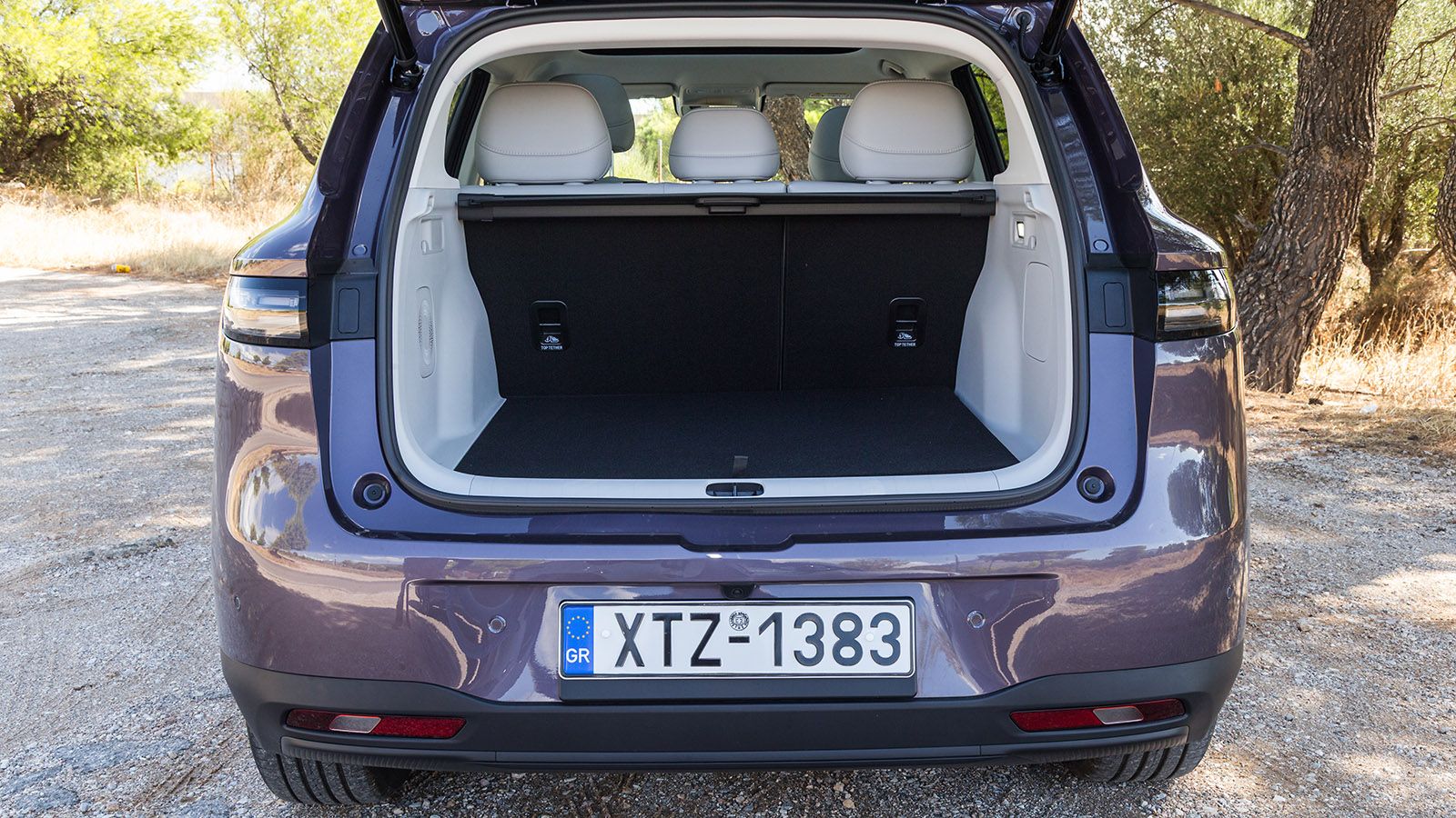 Leapmotor B10. Τι βαθμό παίρνει σε κατανάλωση, χώρους, επιδόσεις, εγγυήσεις.